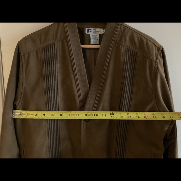 Light Jacket - Picture 7 of 8